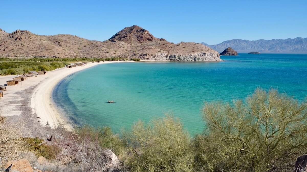 Bahia Conception Mulege of Baja California Sur, Mexico: uncrowded pristine beaches with palapas, white sand, turquoise and blue waters