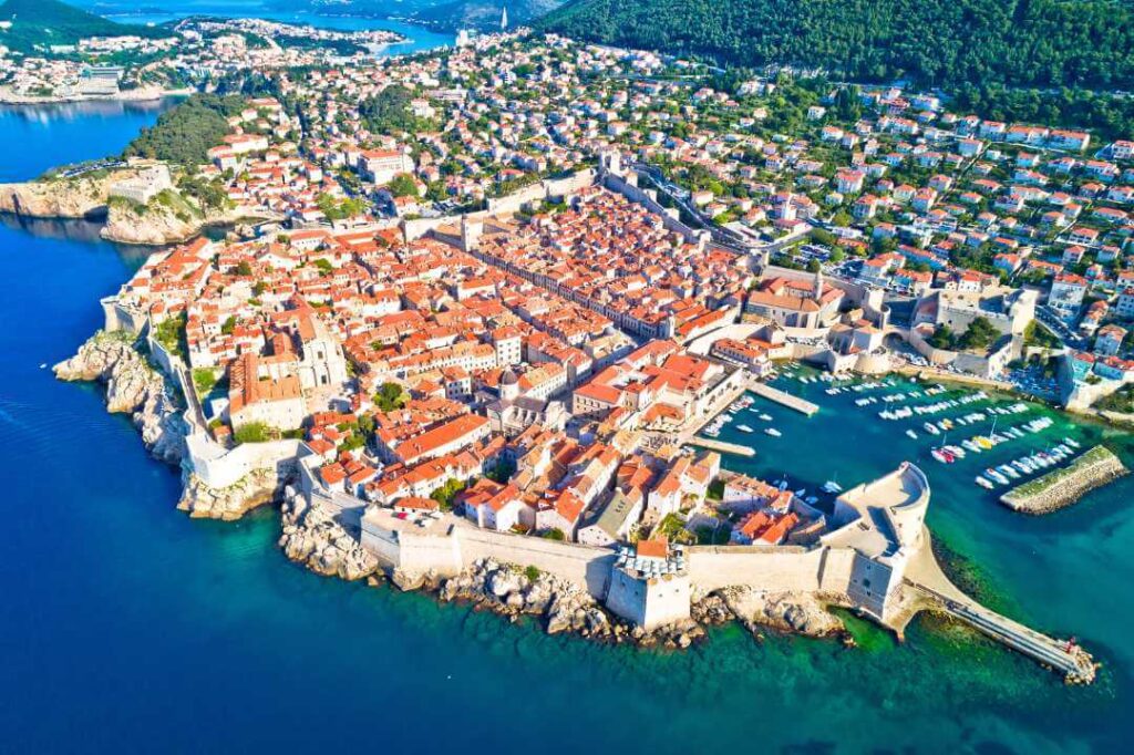 Complete aerial view of Dubrovnik old town and surroundings from seaside